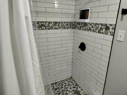 King Room at Bel Aire Motel Missoula, photo 5